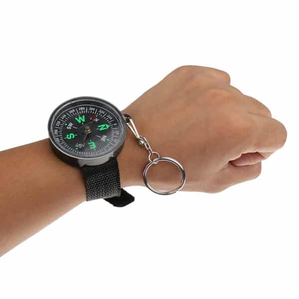 Boussole randonnée en forme de montre-bracelet 2148 0df43a