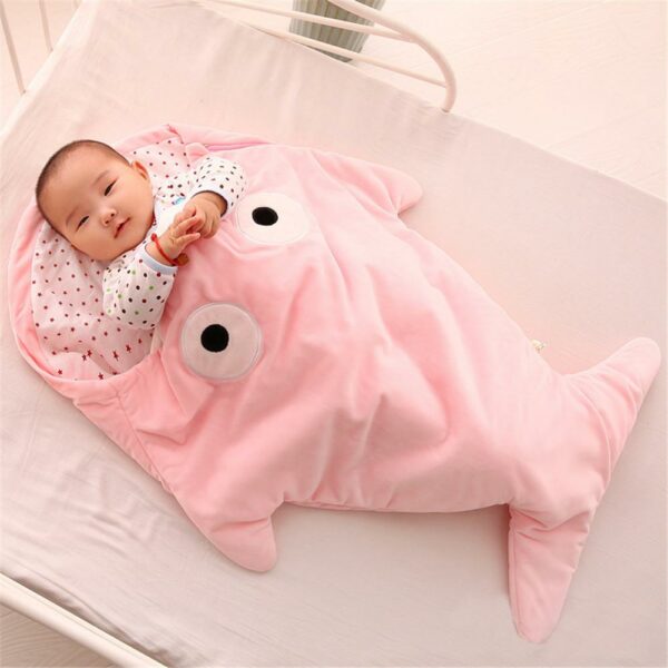 Sac de couchage pour bébé en forme de requin 8097 tatggi