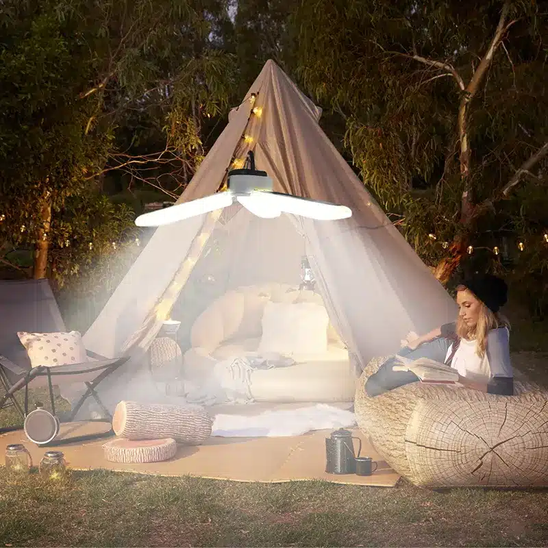 Lampe-de-camping-solaire