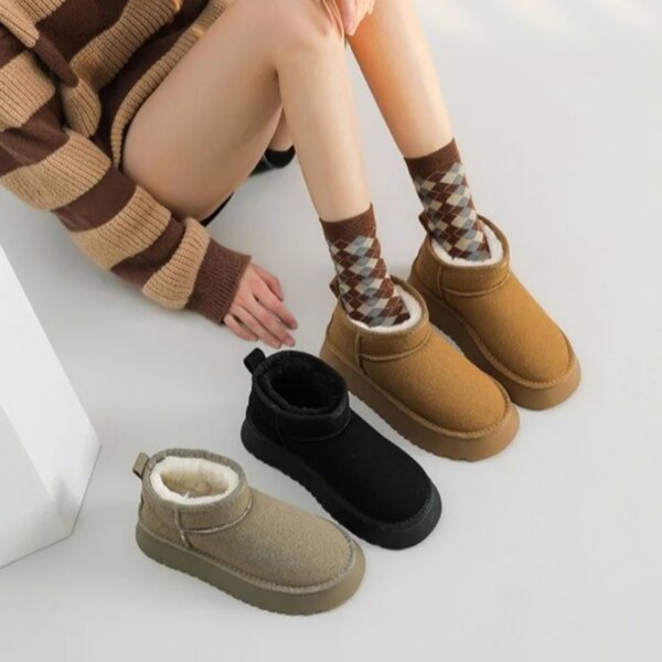 Bottes courtes avec doublure en peluche pour femme – Image 4