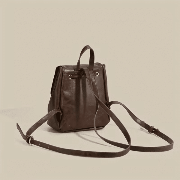 Petit sac à dos pour femme avec rabat – Image 7