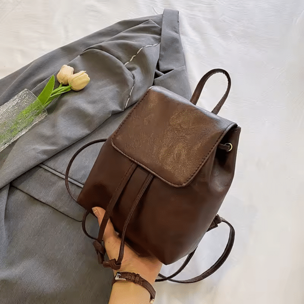 Petit sac à dos pour femme avec rabat