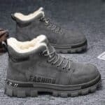 Chaussures de randonnée d’hiver chaudes antidérapantes homme main image 2 Photoroom